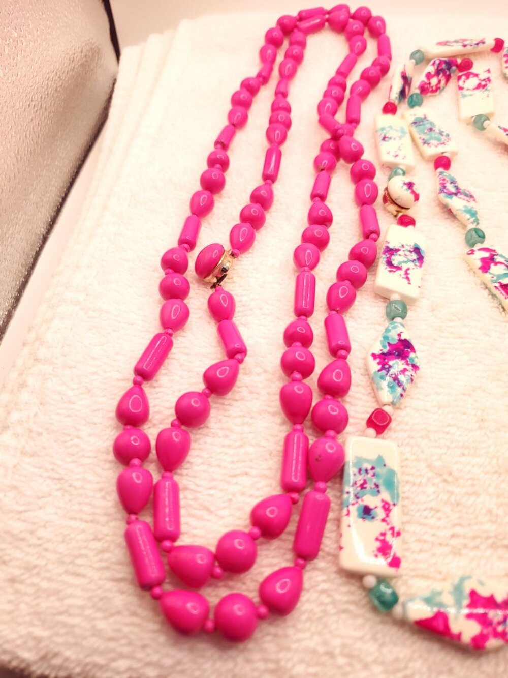 5 Necklaces, items # B- 1926-1930, wt. 205 grams. - Picture 2 of 12